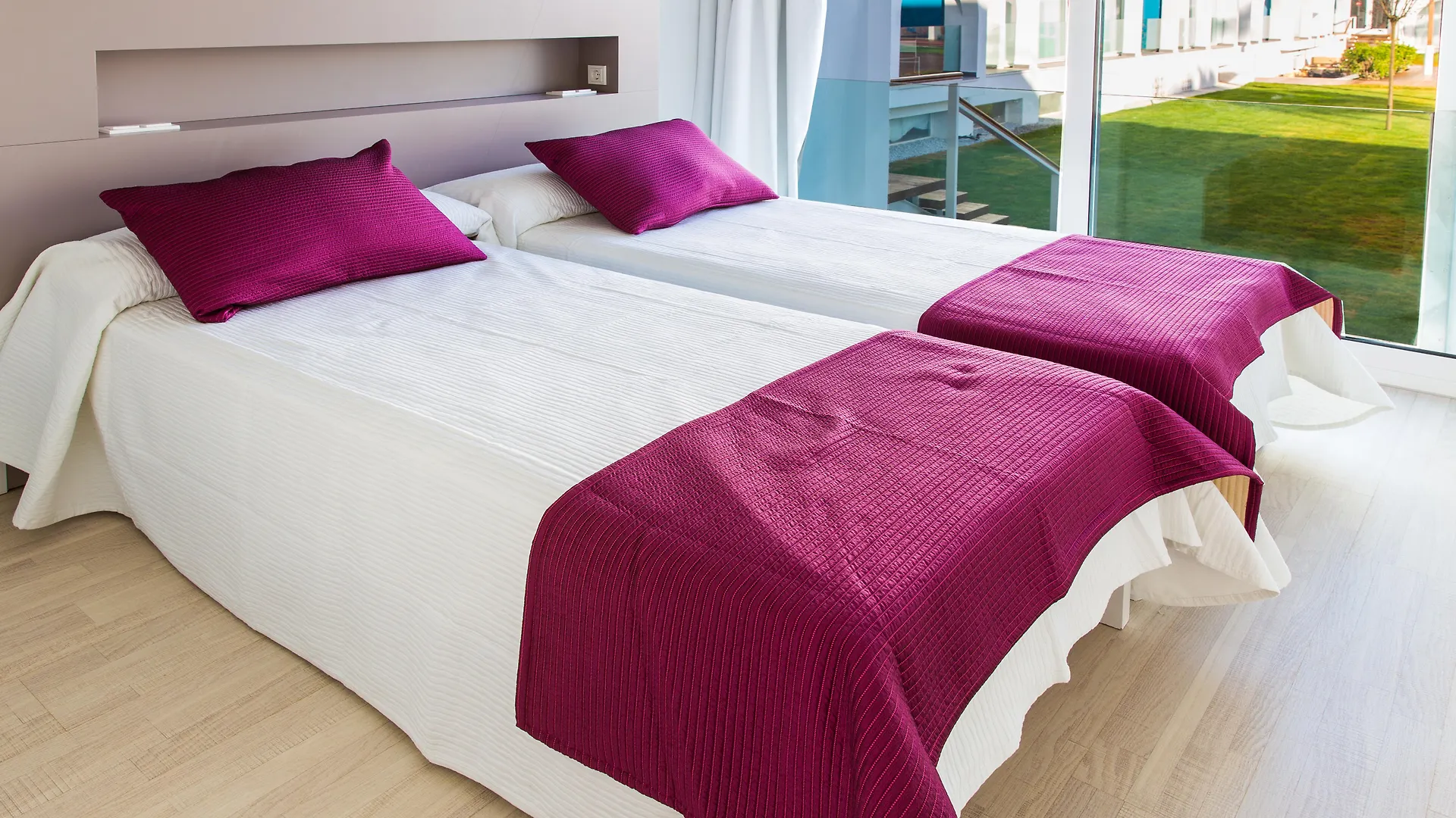 Ebano Apartamentos (Adults Only) بلايا دي أون بوسا شقة