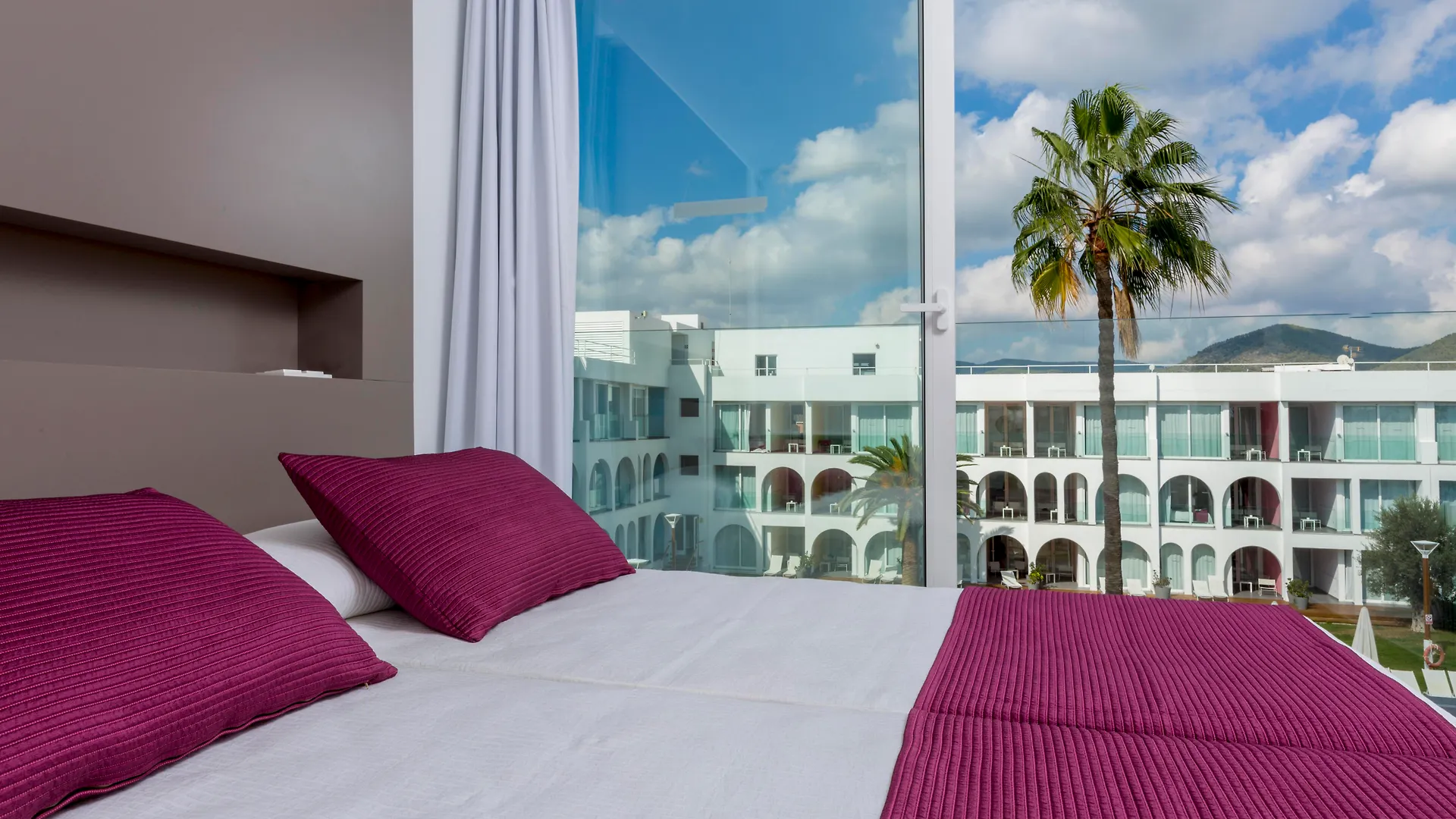 Ebano Apartamentos (Adults Only) بلايا دي أون بوسا